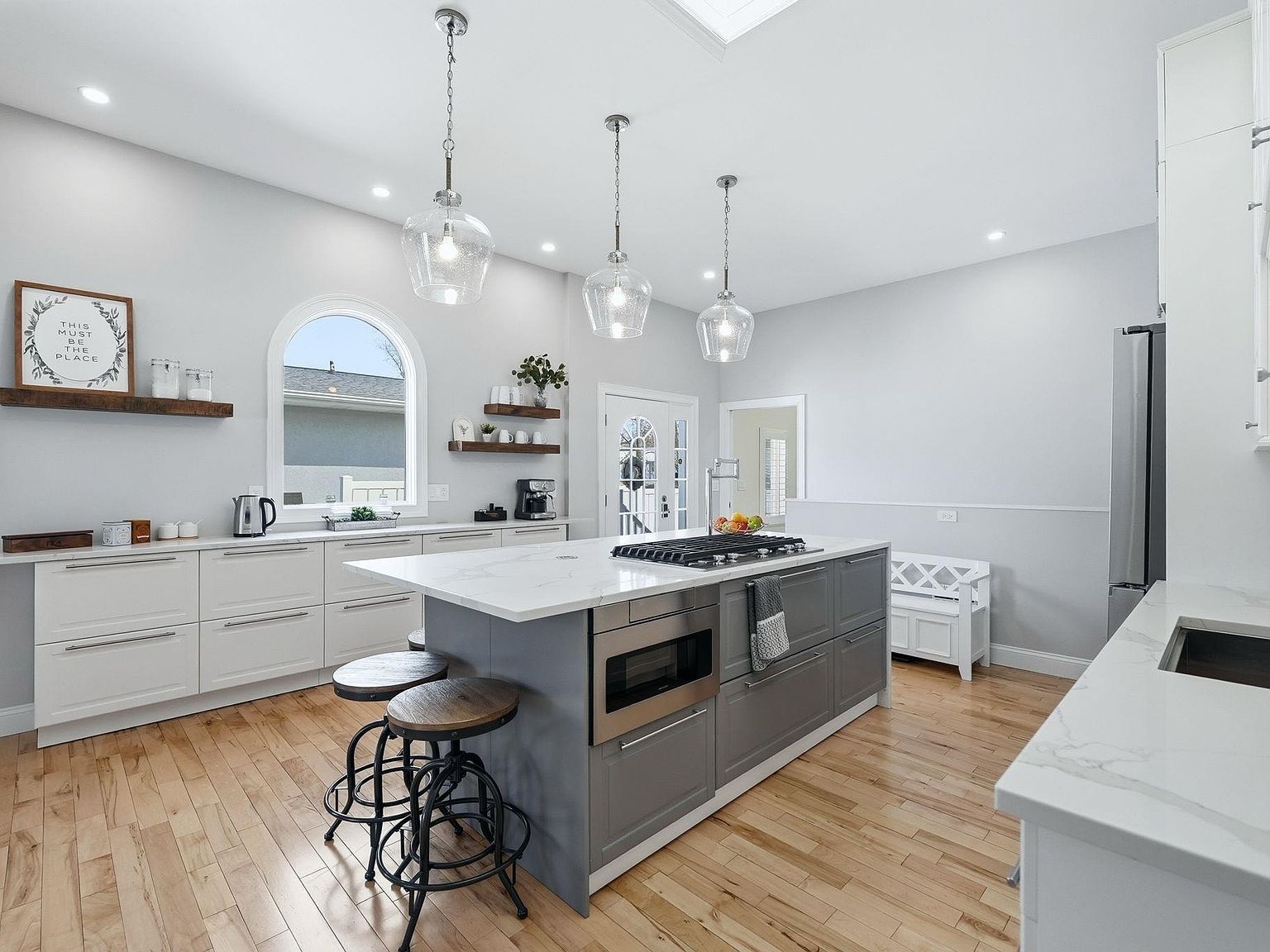 11889 N Forest Dr Syracuse, IN 46567 - Thumbnail 4