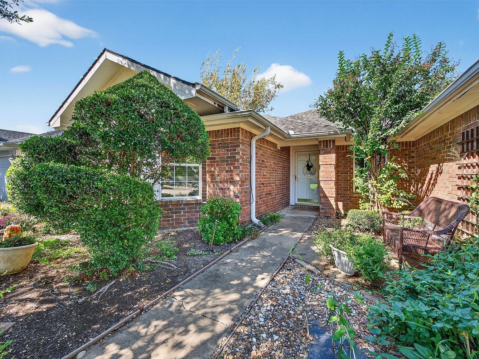 1712 Timberline Ln Sherman, TX 75092 - Thumbnail 4