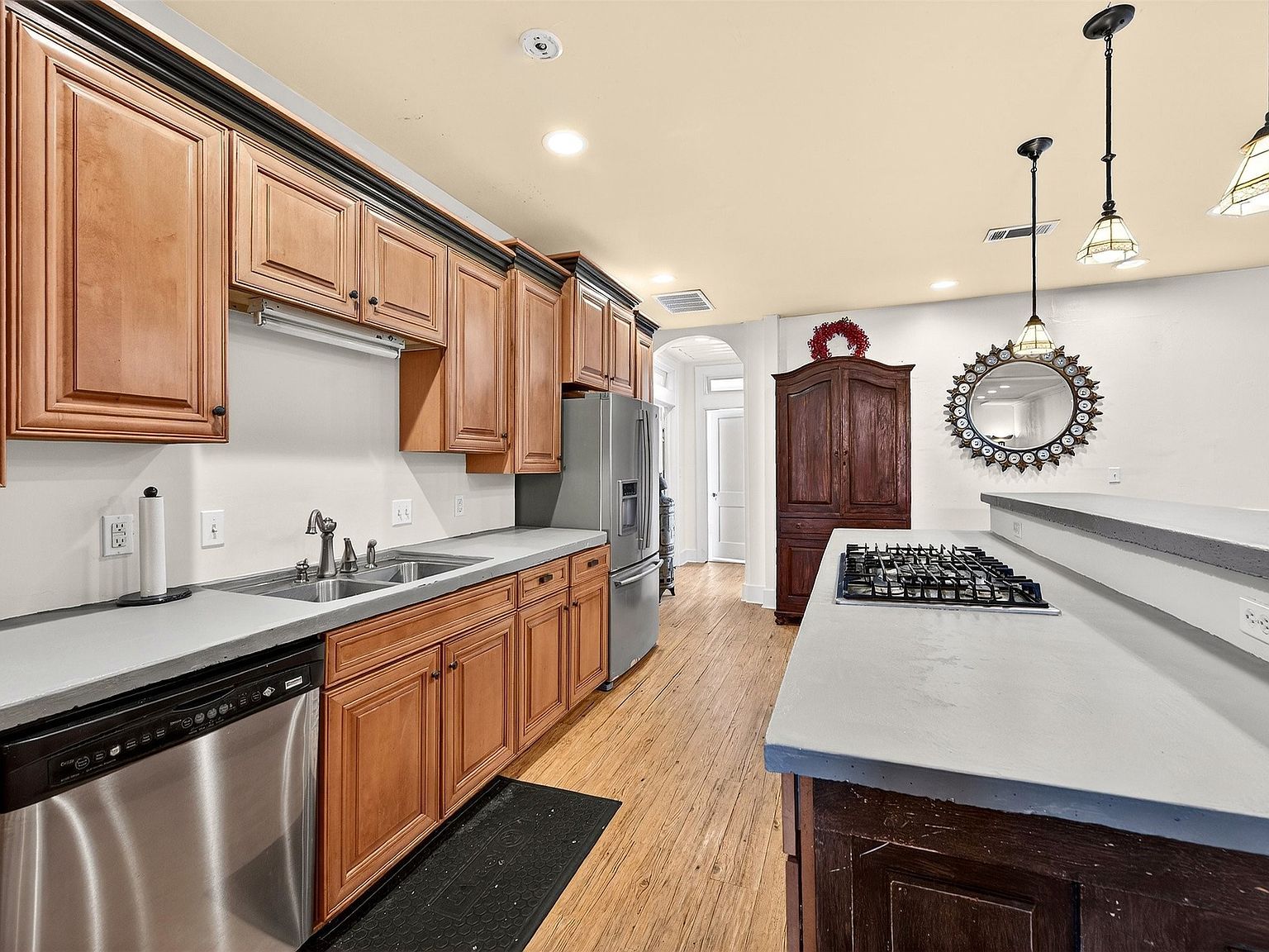 205 E Houston St Sherman, TX 75090 - Thumbnail 4