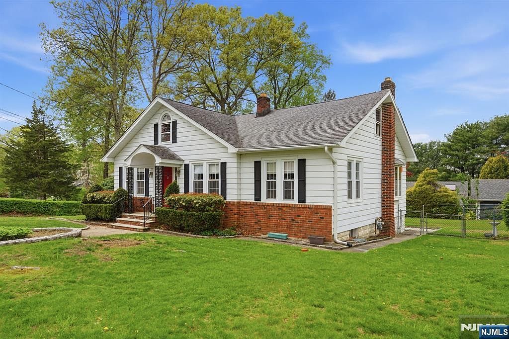 28 Sunset Rd Ringwood, NJ 07456 - Thumbnail 4