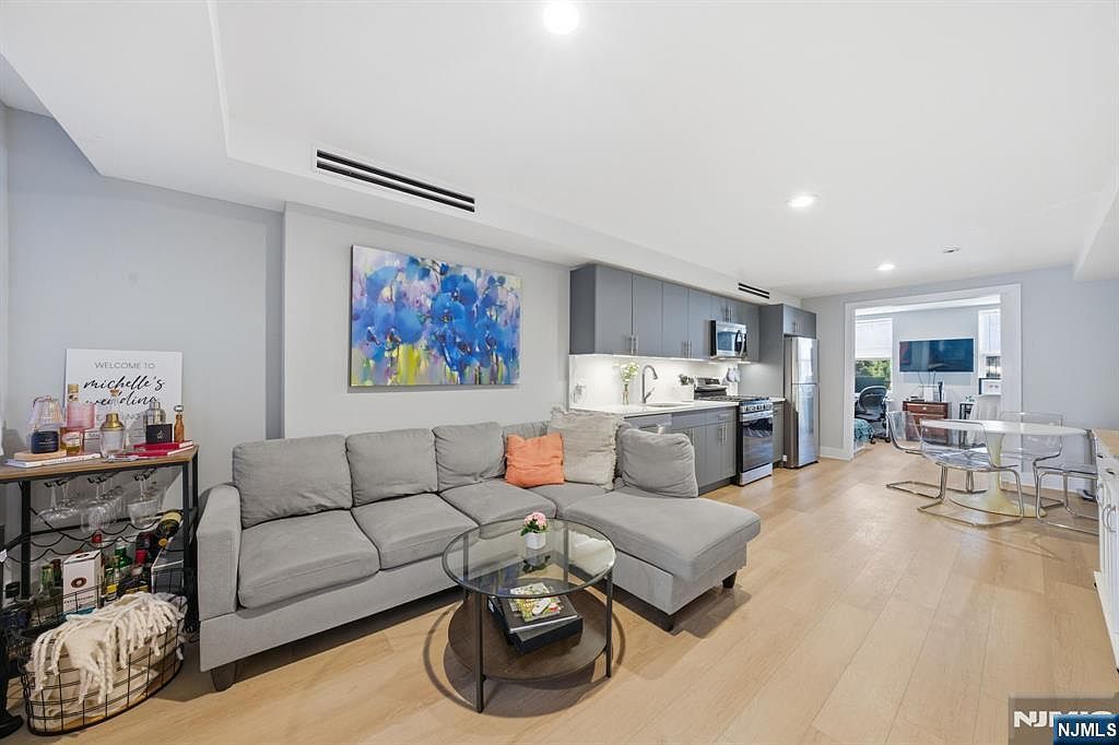 269 Ogden Ave #1 Jersey City, NJ 07307 - Thumbnail 4