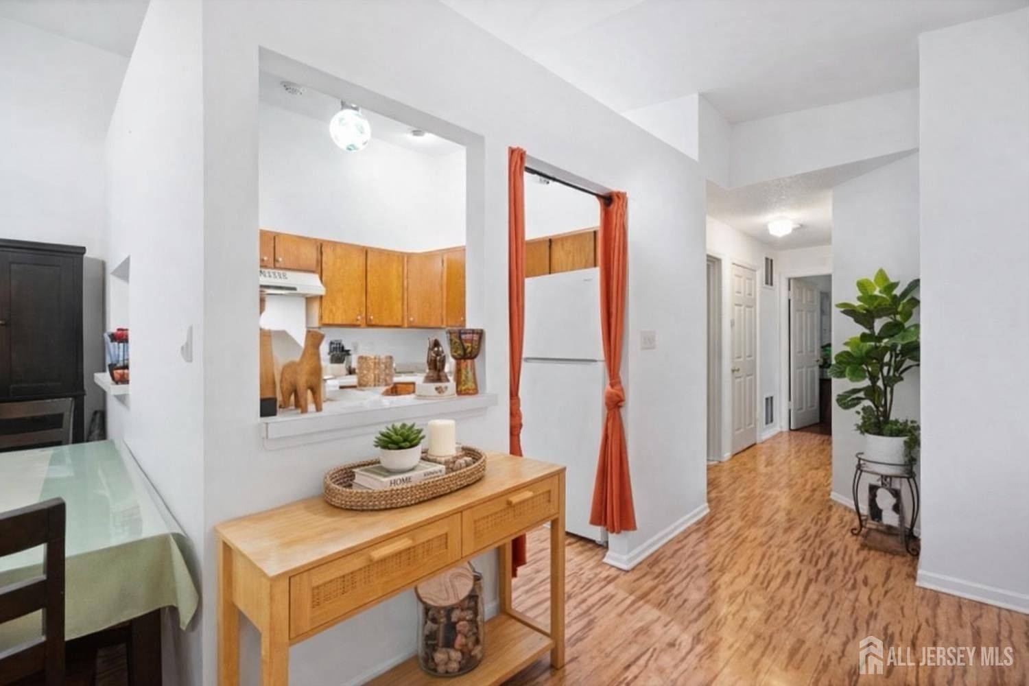 107 Rachel Ct Franklin Park, NJ 08823 - Thumbnail 4