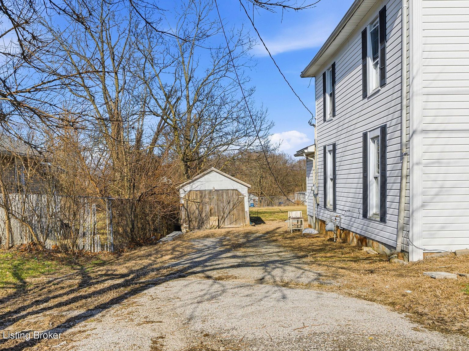 2858 Hillspring Rd Pleasureville, KY 40057 - Thumbnail 4