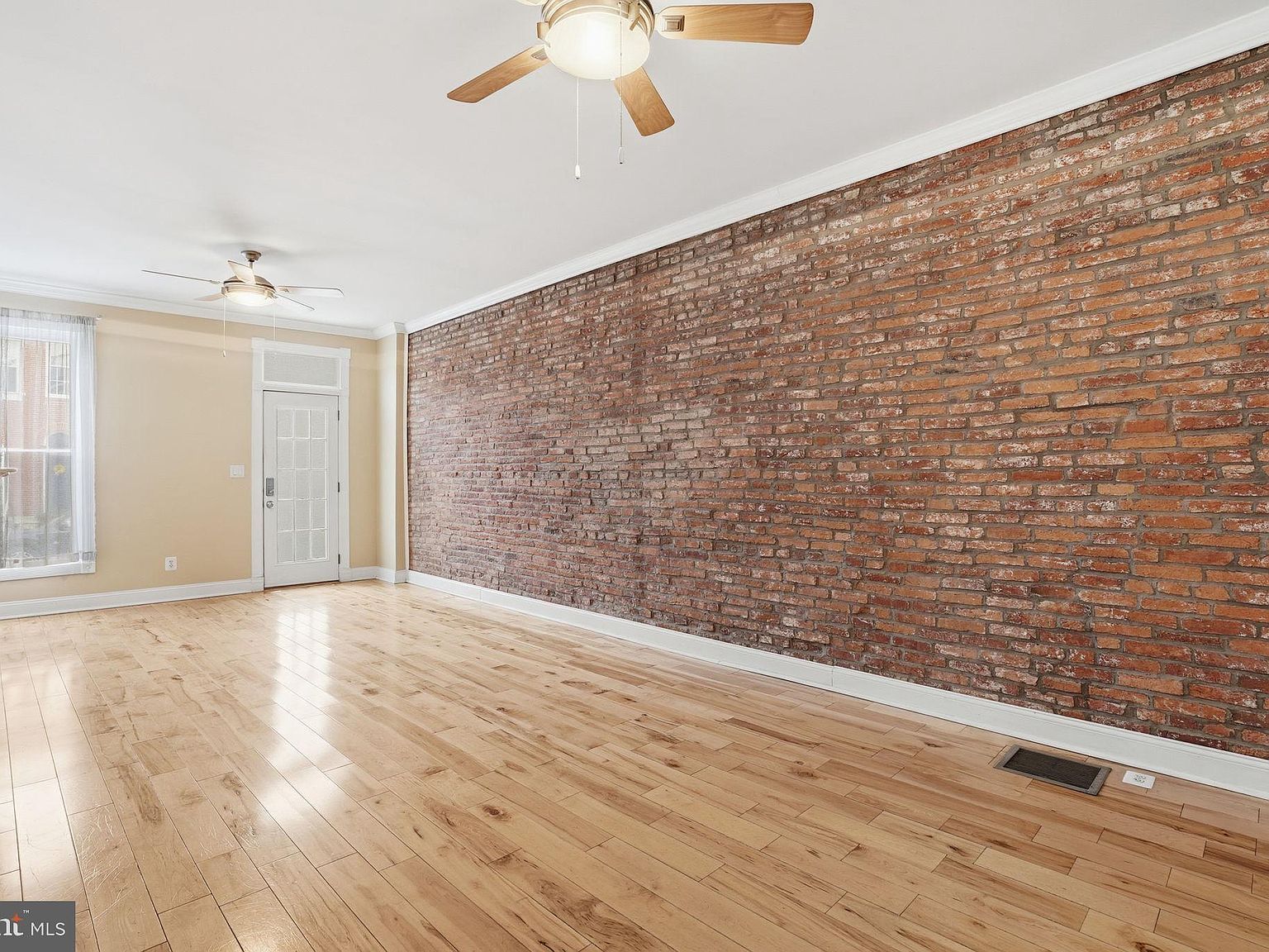 107 W Fort Ave Baltimore, MD 21230 - Thumbnail 4