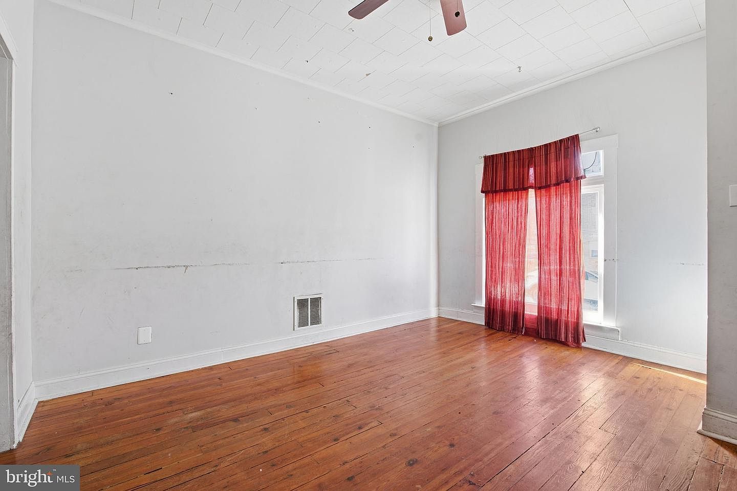 529 S Lehigh St Baltimore, MD 21224 - Thumbnail 4