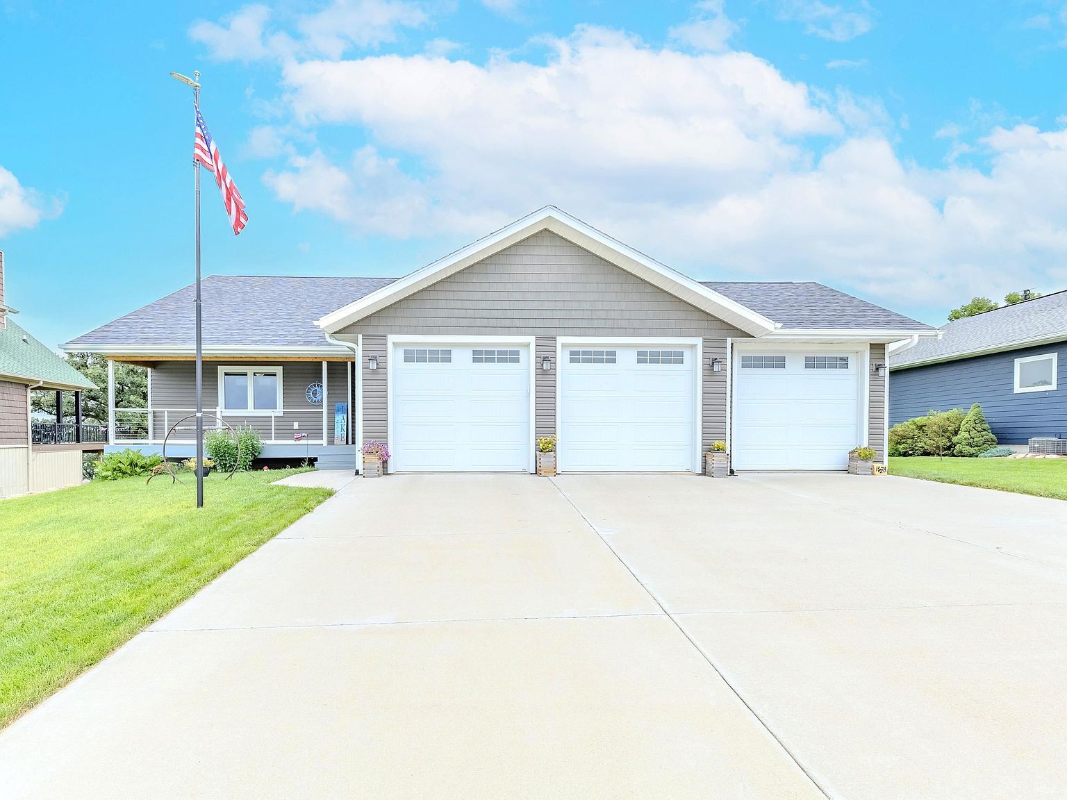 116 W Bay Rd Lake Park, IA 51347 - Thumbnail 4