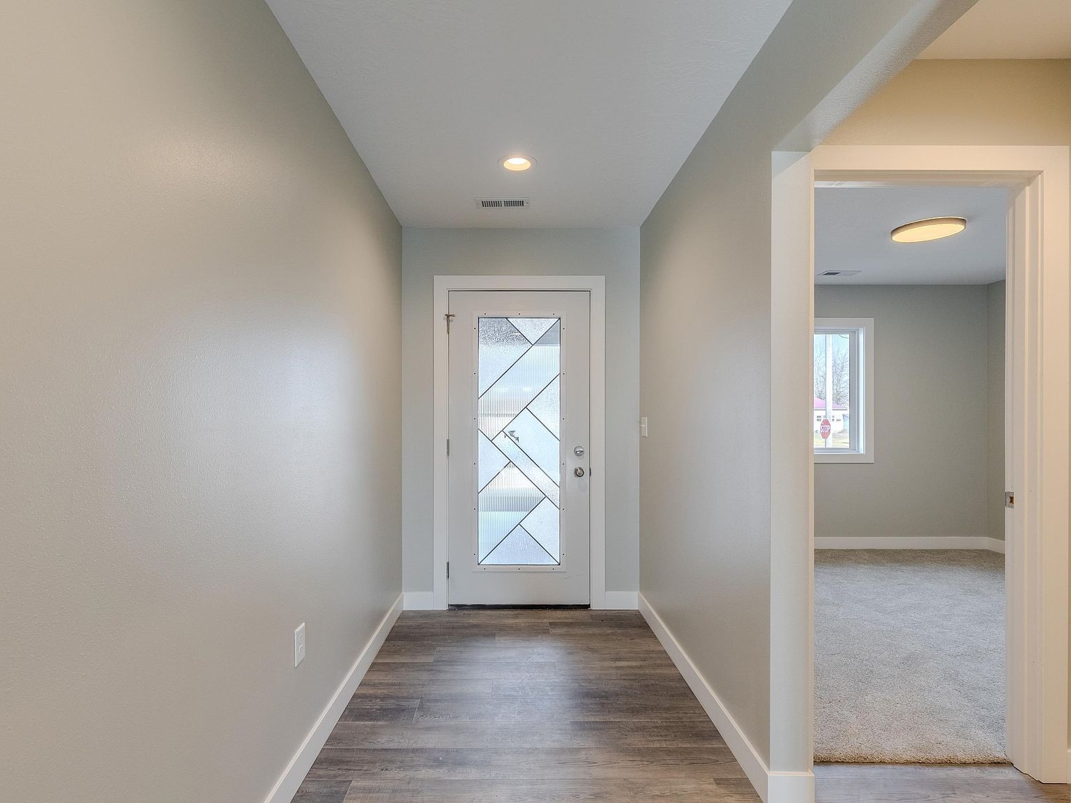 306 W 1st St Lake Park, IA 51347 - Thumbnail 4