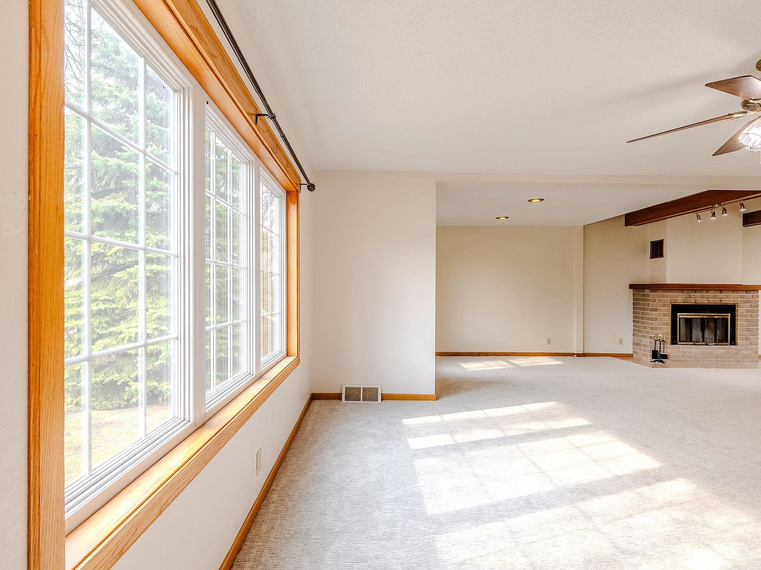 314 E 5th St Lake Park, IA 51347 - Thumbnail 4