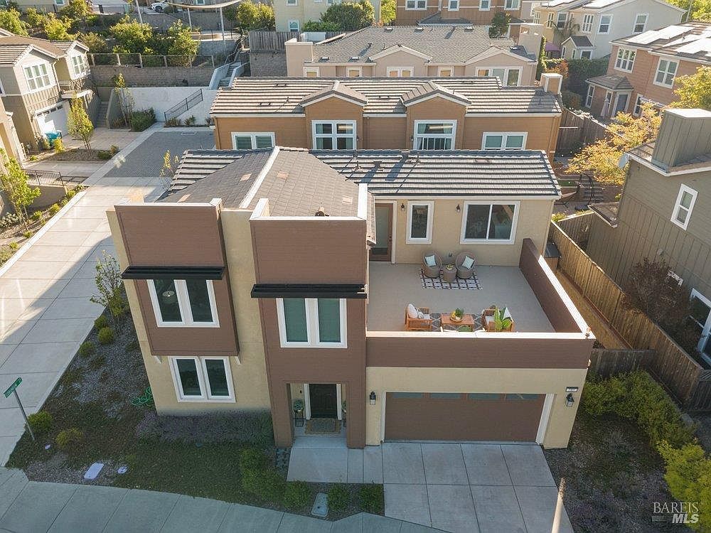 589 Sapphire St Petaluma, CA 94952 - Thumbnail 4