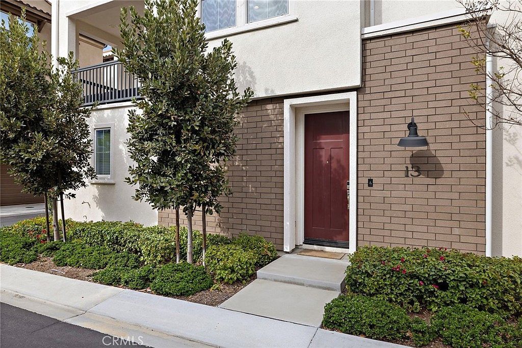 13 Hideaway Loop Mission Viejo, CA 92692 - Thumbnail 4