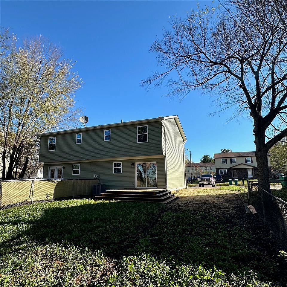 744 Brian Ct Radcliff, KY 40160 - Thumbnail 4