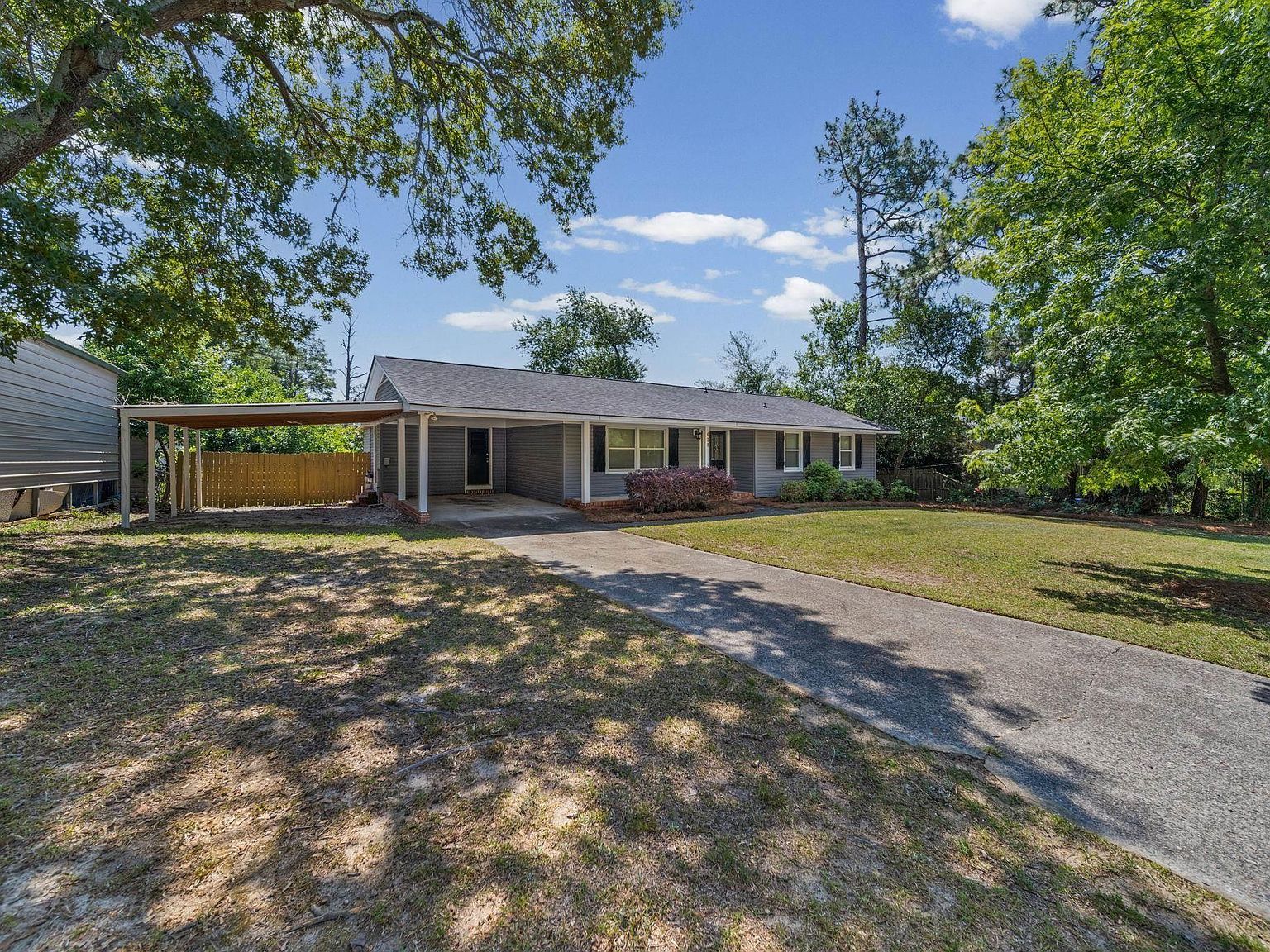 628 Hampton Cir North Augusta, SC 29841 - Thumbnail 4