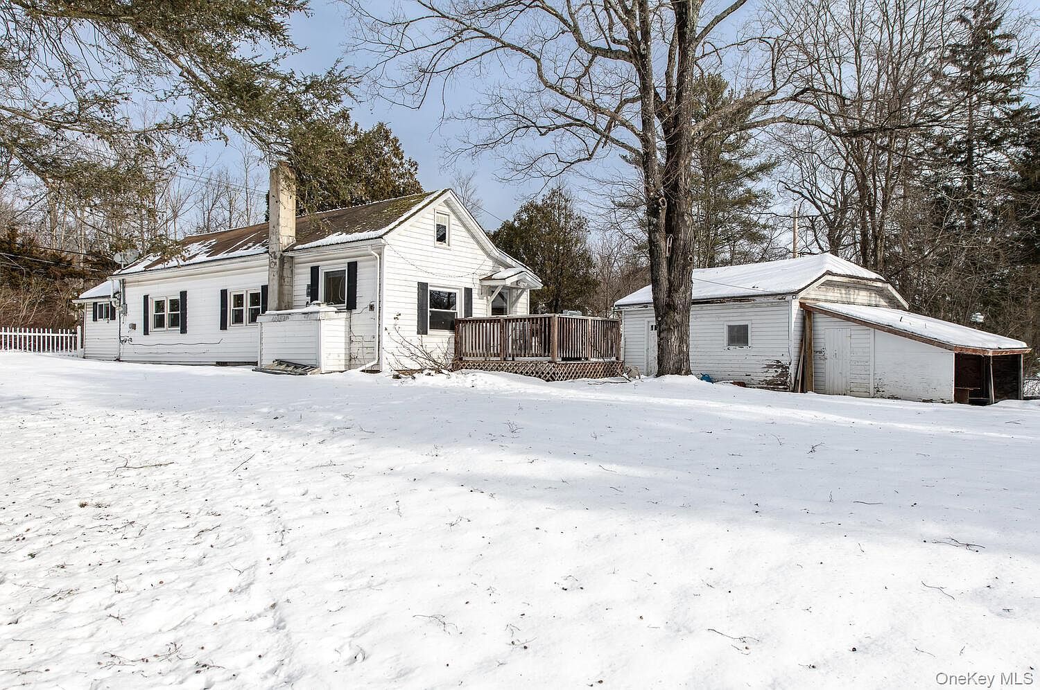 1824 Route 44 Pleasant Valley, NY 12569 - Thumbnail 4