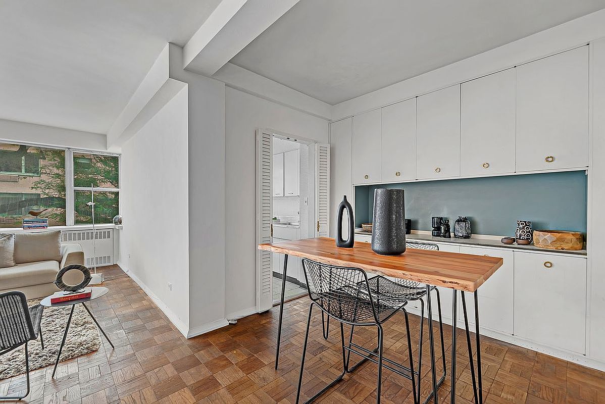 45 Sutton Pl APT 3D New York, NY 10022 - Thumbnail 4