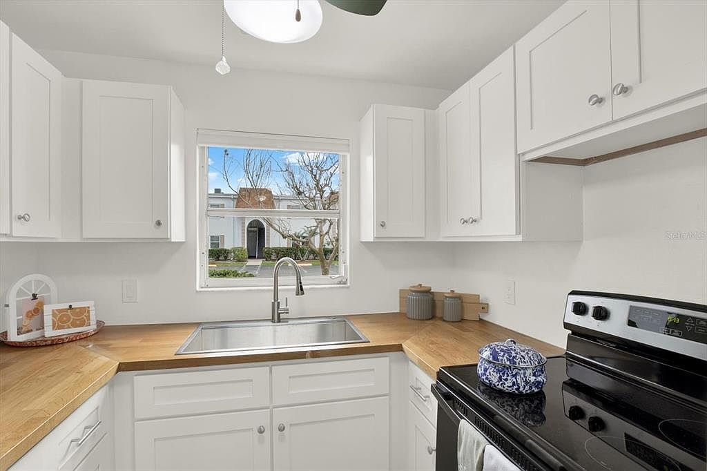 235 S McMullen Booth Rd APT 45 Clearwater, FL 33759 - Thumbnail 4