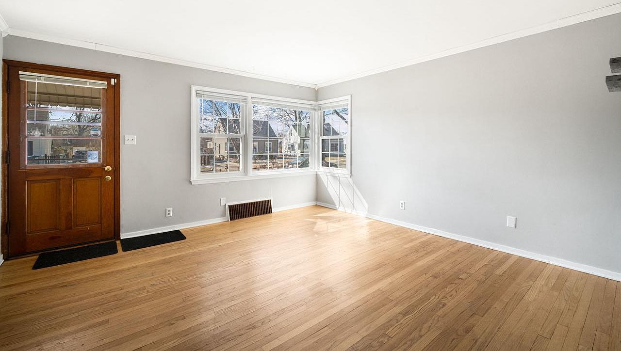 4602 W Sumac Pl Milwaukee, WI 53219 - Thumbnail 4