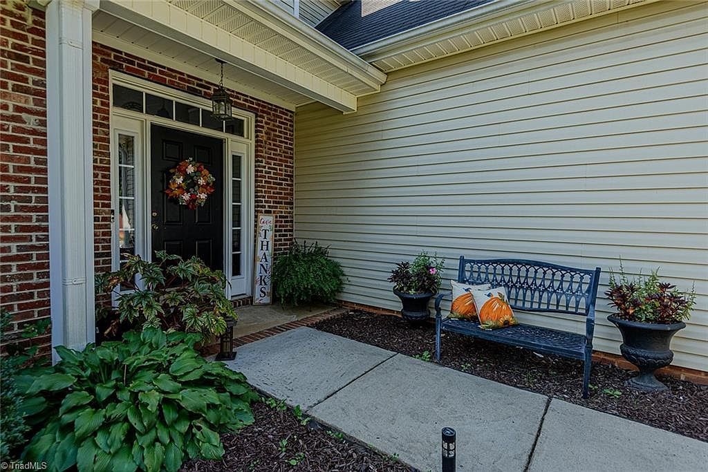 904 Edgewater Rd Gibsonville, NC 27249 - Thumbnail 4