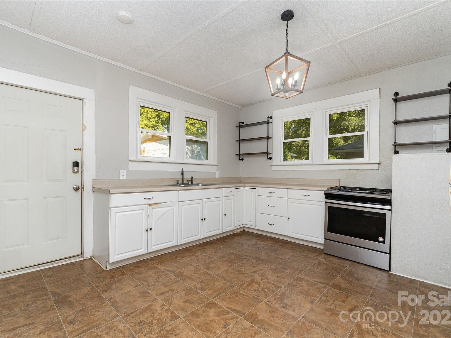 111 Dix St Gastonia, NC 28052 - Thumbnail 4