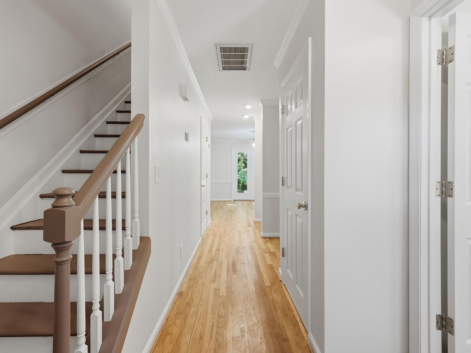 3220 Coachmans Way Durham, NC 27705 - Thumbnail 4