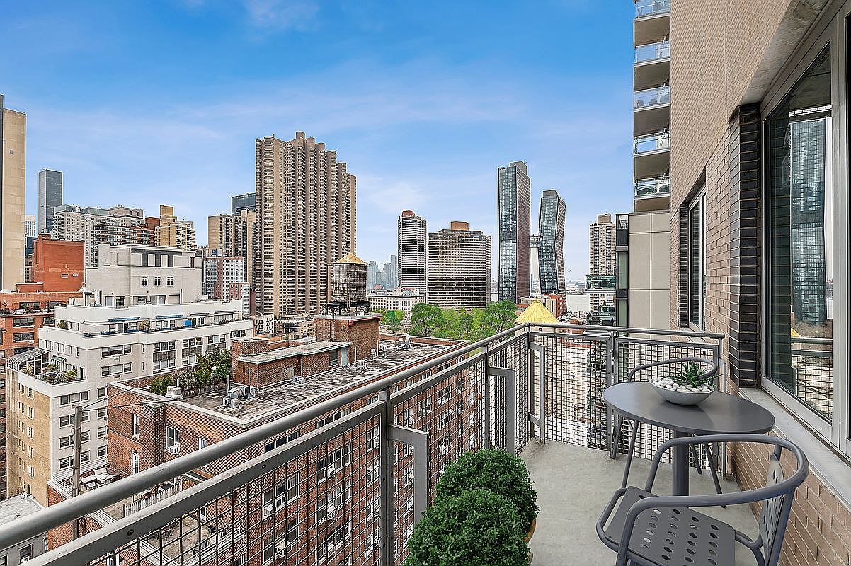 225 E 34th St APT 14J New York, NY 10016 - Thumbnail 4