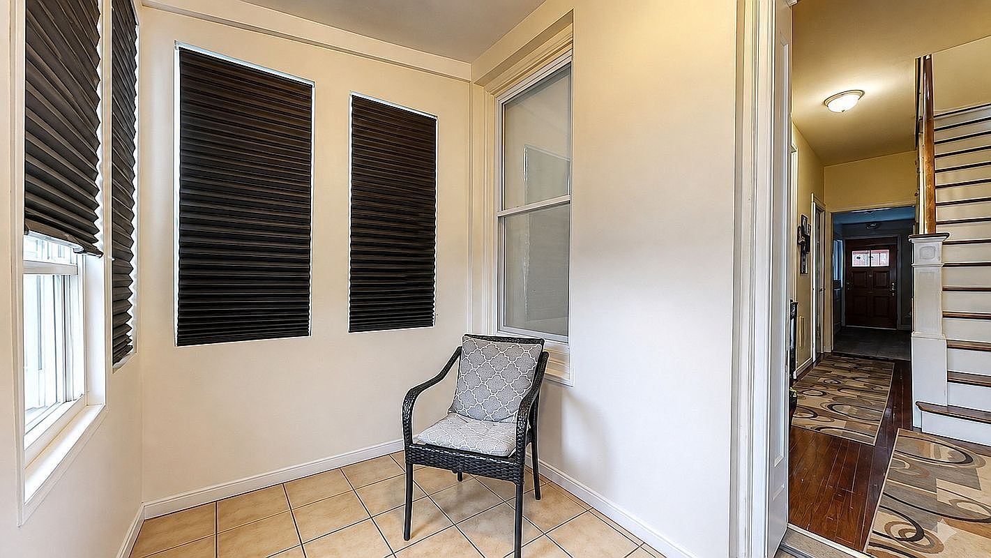 9408 Forbell St Jamaica, NY 11416 - Thumbnail 4