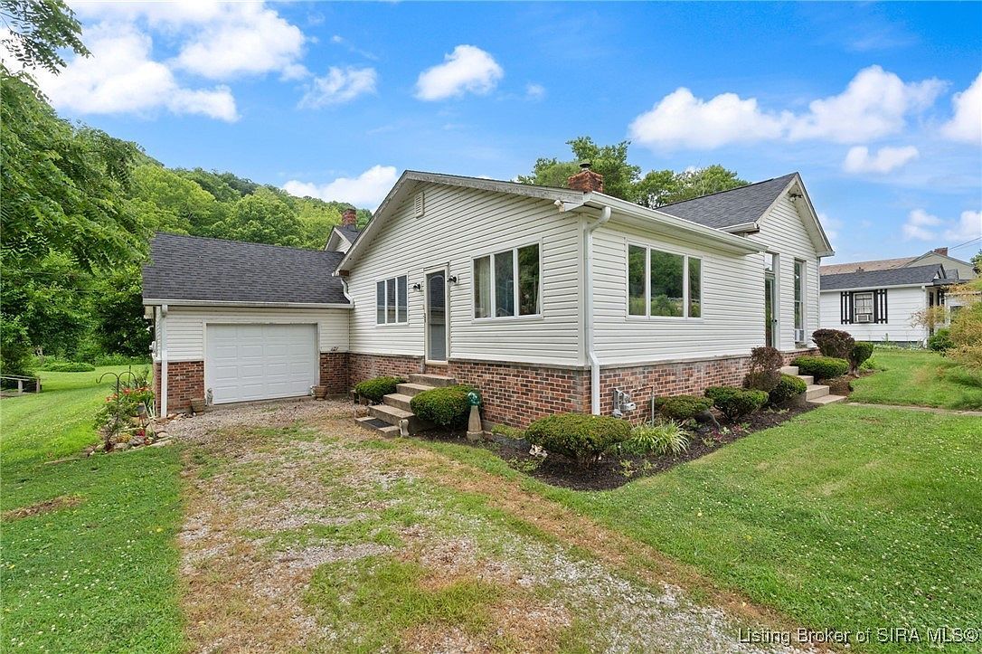 1127 Walnut St Madison, IN 47250 - Thumbnail 4