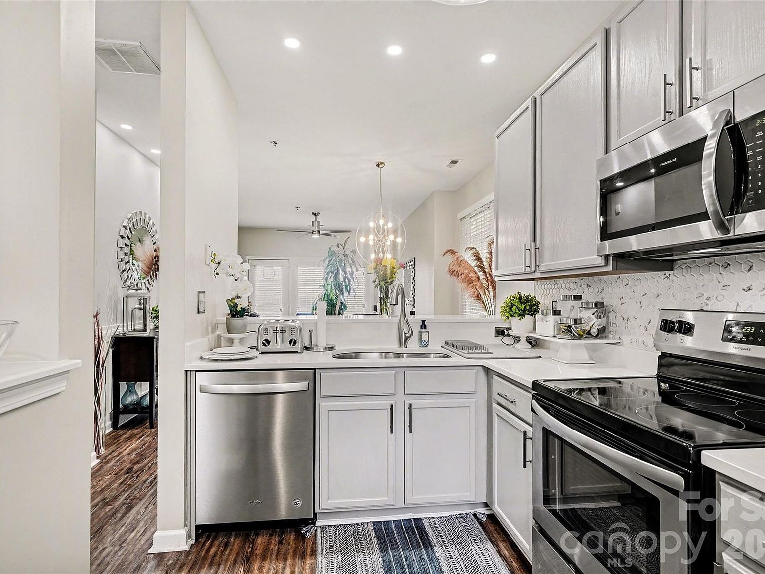 6302 Gammon Rd Charlotte, NC 28269 - Thumbnail 4