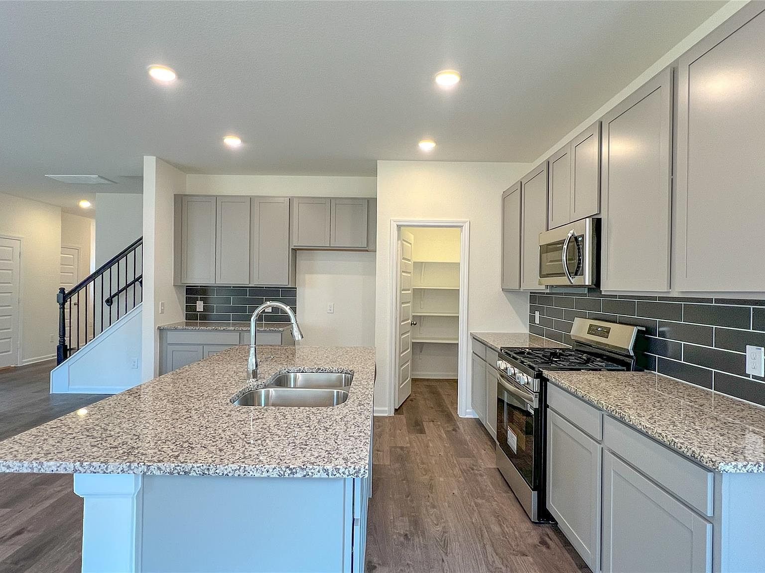 14394 Chilean Way Splendora, TX 77372 - Thumbnail 4