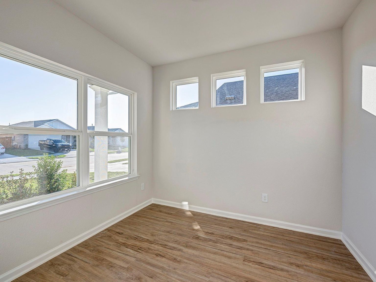 13306 Hayden Peak Dr Iowa Colony, TX 77583 - Thumbnail 4