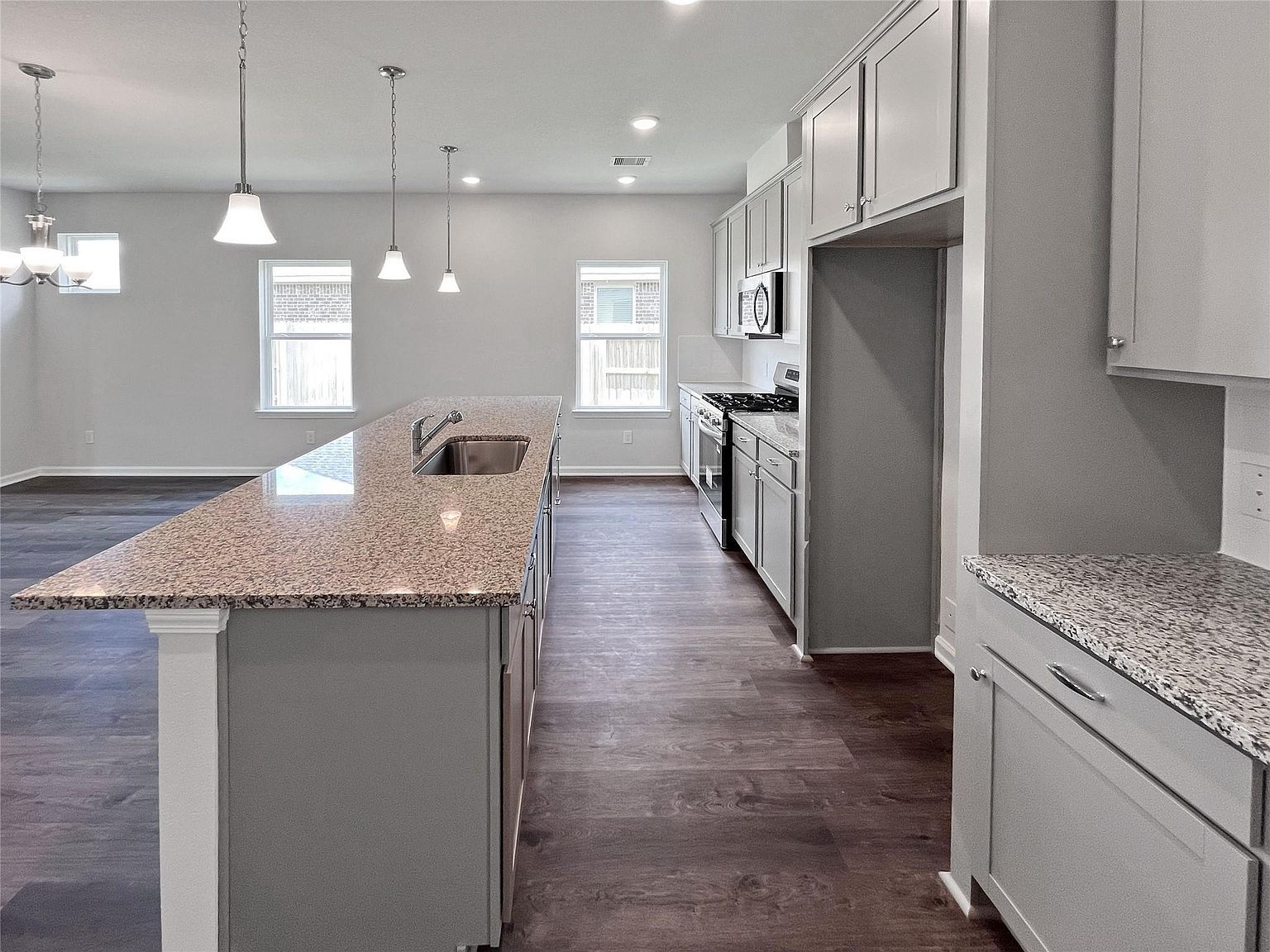 8315 Red Shiner Way Fulshear, TX 77441 - Thumbnail 4