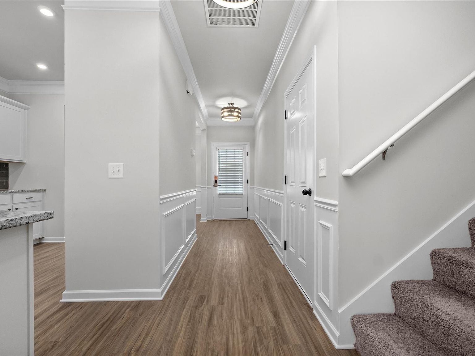 656 Blackberry Ln La Marque, TX 77568 - Thumbnail 4