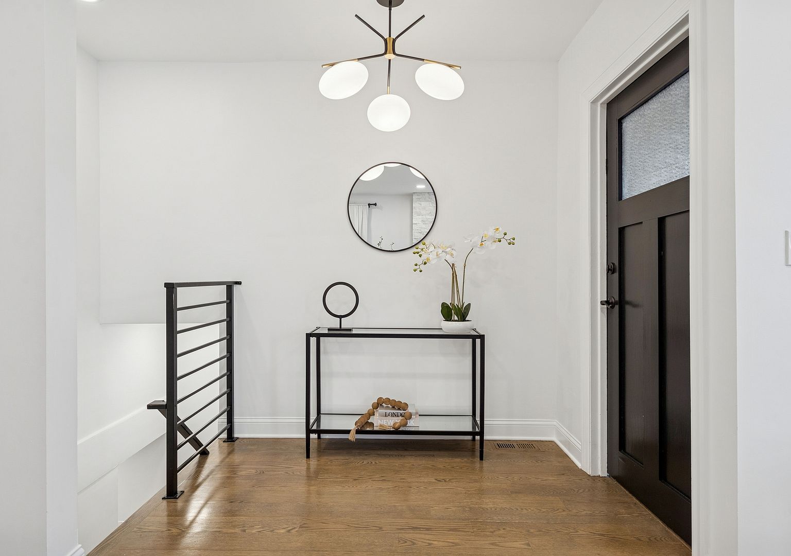 5426 N Western Ave Chicago, IL 60625 - Thumbnail 4