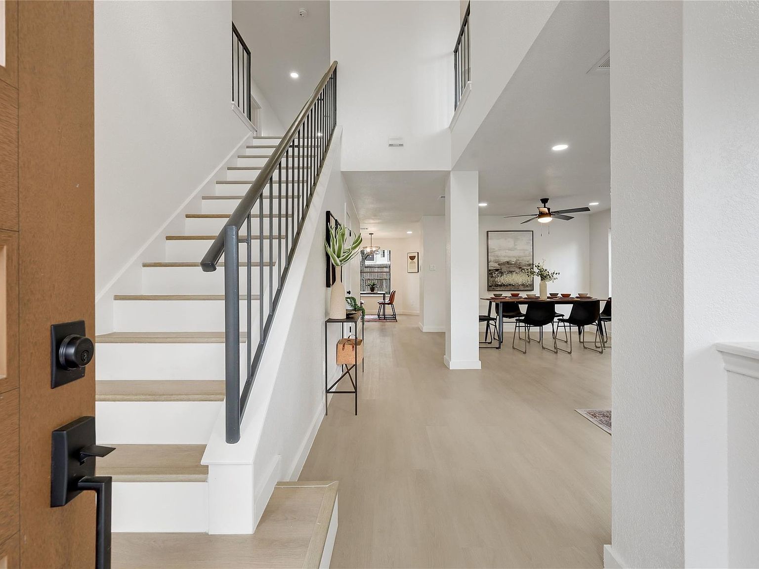 13265 Kerrville Folkway Austin, TX 78729 - Thumbnail 4