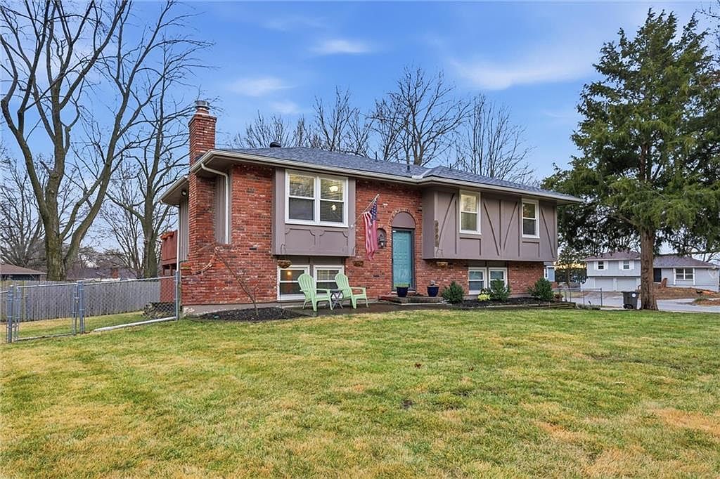 8001 Bel Ray Dr Belton, MO 64012 - Thumbnail 4