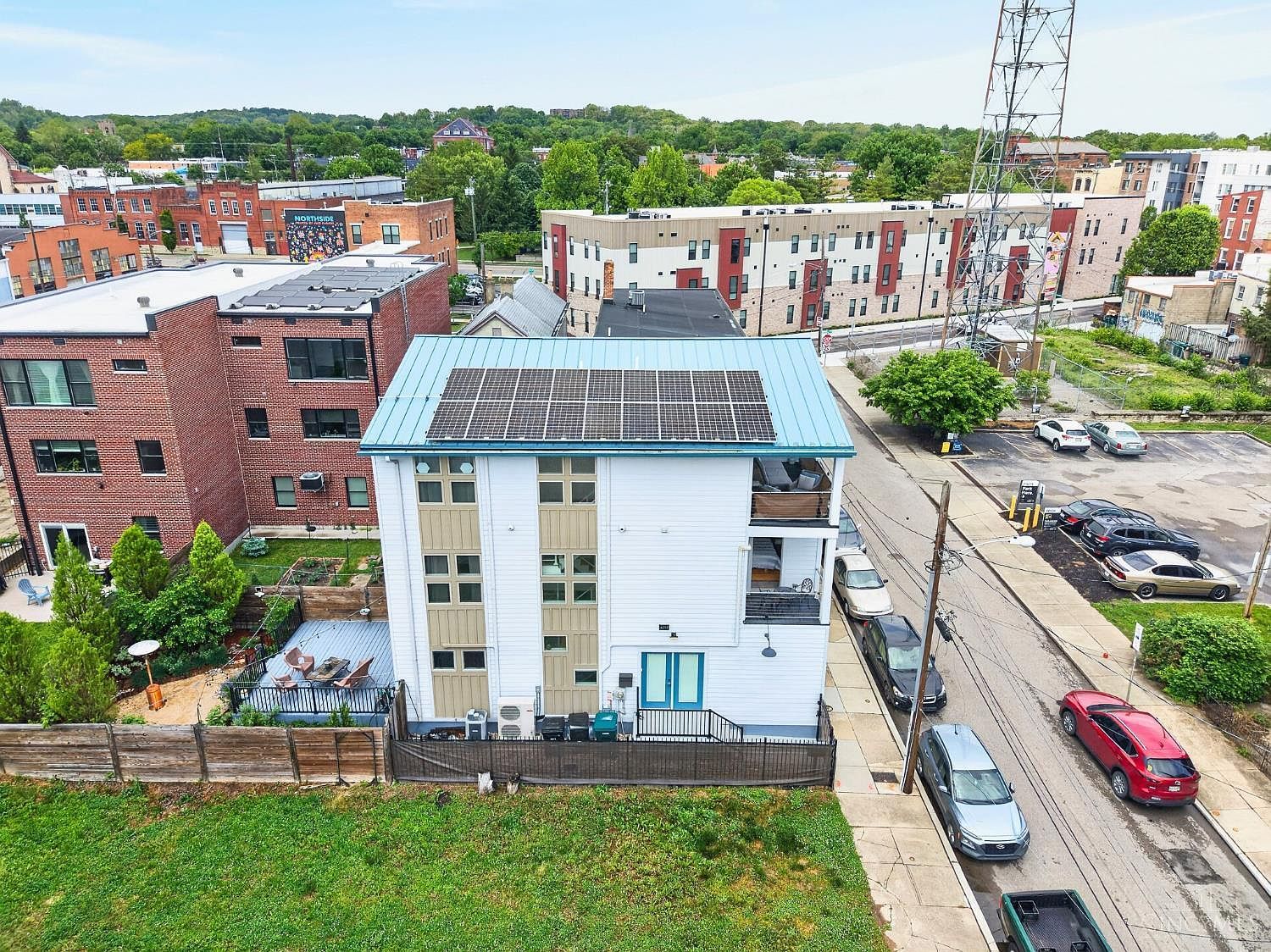 4017 Gulow St Cincinnati, OH 45223 - Thumbnail 4