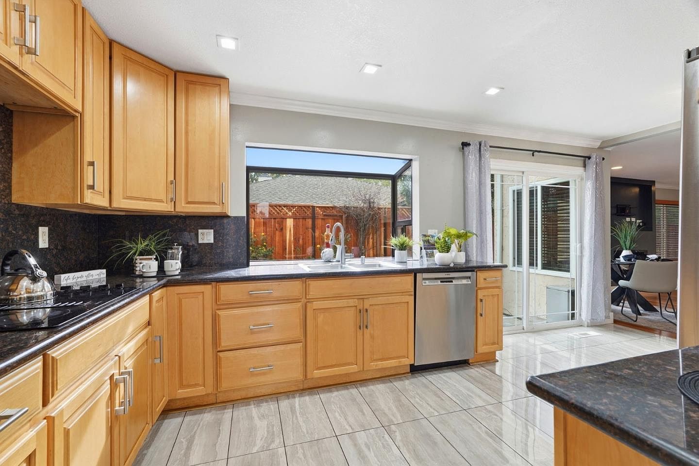 4802 Rio Vista Ave San Jose, CA 95129 - Thumbnail 4