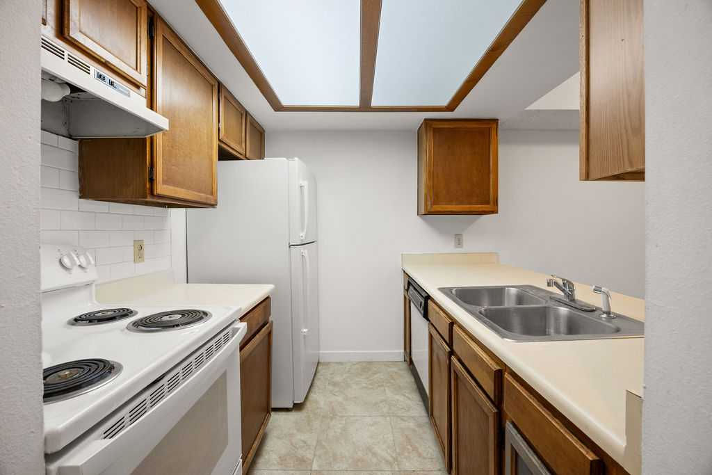 16255 E Alaska Pl, Aurora, CO, USA #1, 80017 - Thumbnail 4