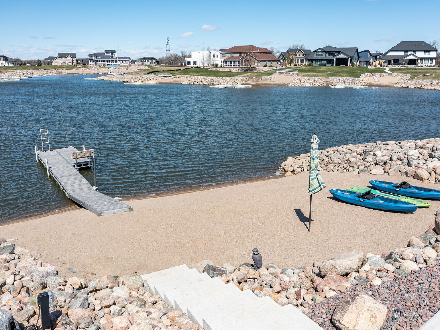 6130 Carefree Cir Bismarck, ND 58503 - Thumbnail 4