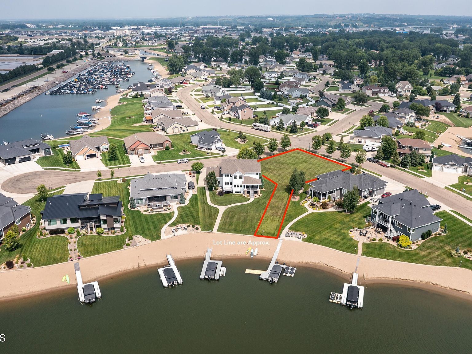 4001 Bay Shore Bnd SE Mandan, ND 58554 - Thumbnail 4