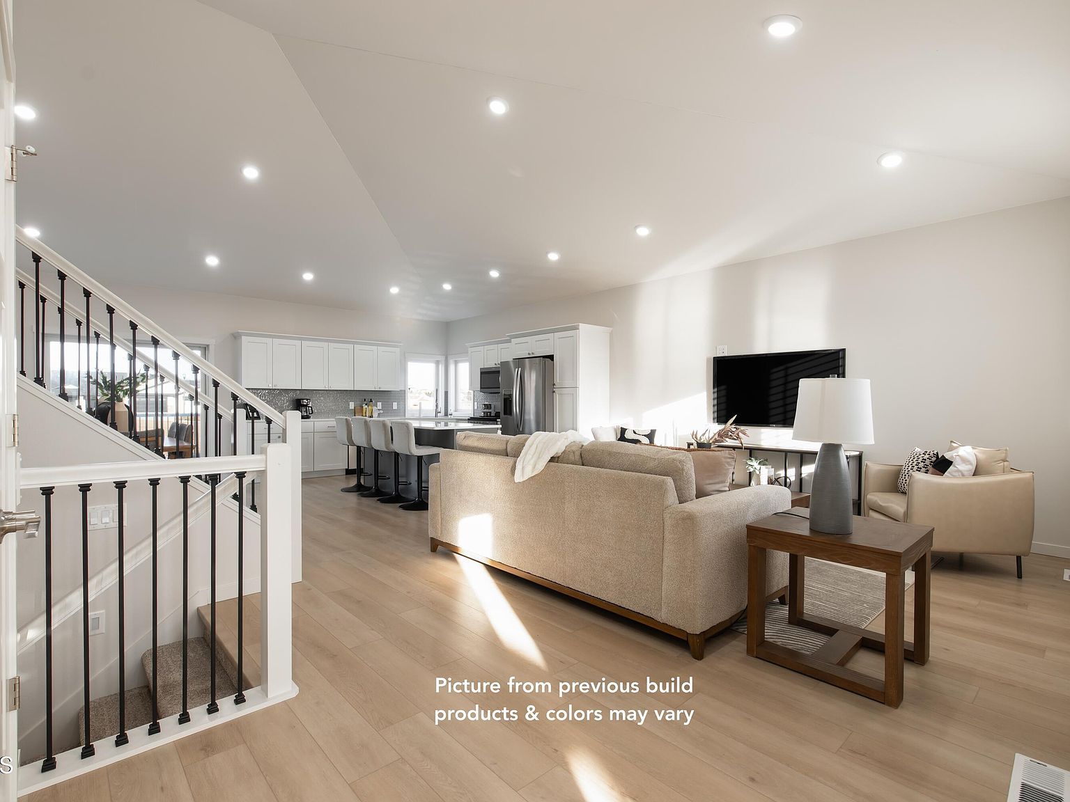 2018 Monarch Ave Bismarck, ND 58503 - Thumbnail 4