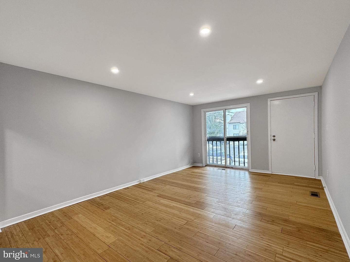 18413 Bishopstone Ct #41 Gaithersburg, MD 20886 - Thumbnail 4