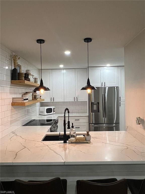 50 Emerald Woods Dr APT A9 Naples, FL 34108 - Thumbnail 4