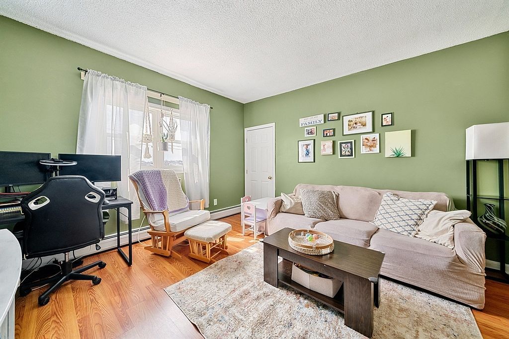 464 Bank St APT 10 Fall River, MA 02720 - Thumbnail 4