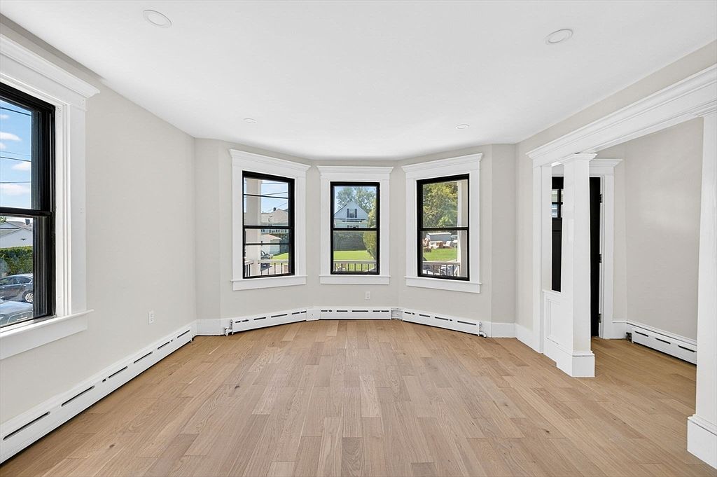 4 Norwell St Dartmouth, MA 02748 - Thumbnail 4