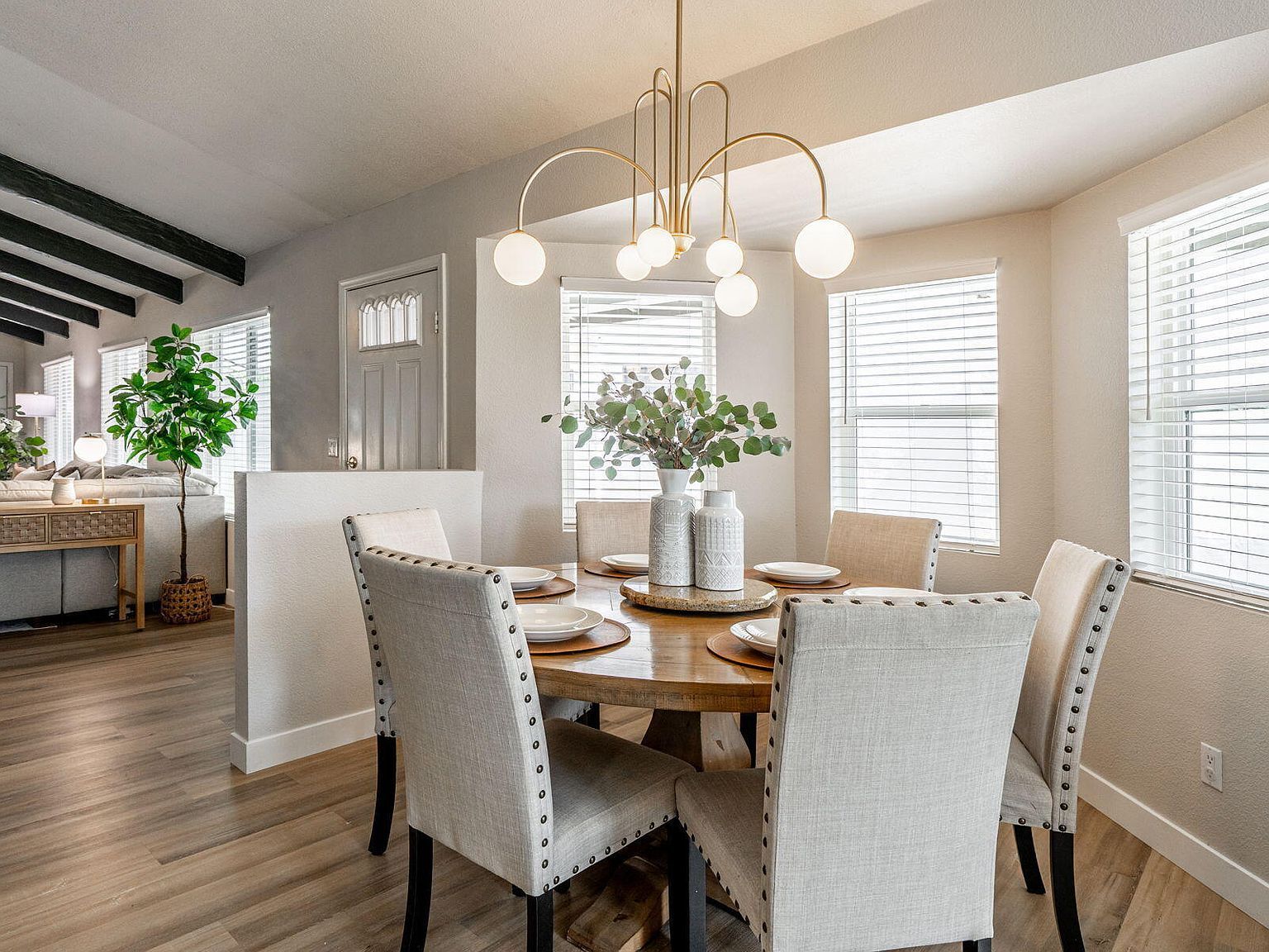 1404 E Rosemonte Dr Phoenix, AZ 85024 - Thumbnail 4