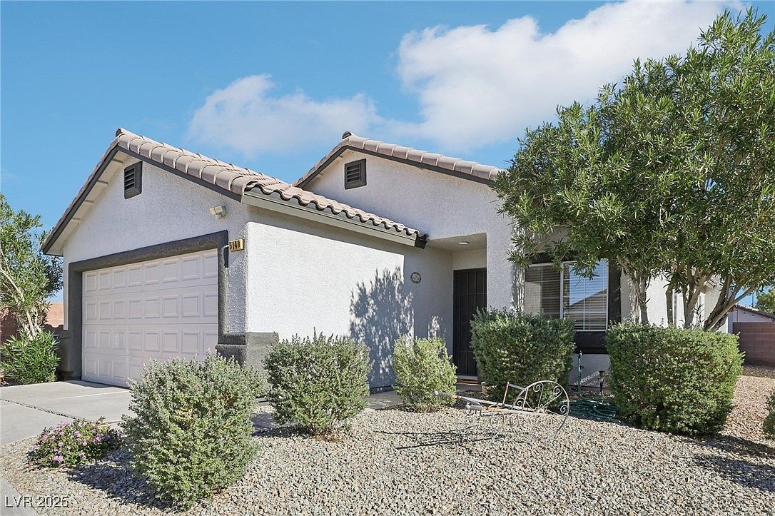 5140 Canary Island Ct North Las Vegas, NV 89031 - Thumbnail 4