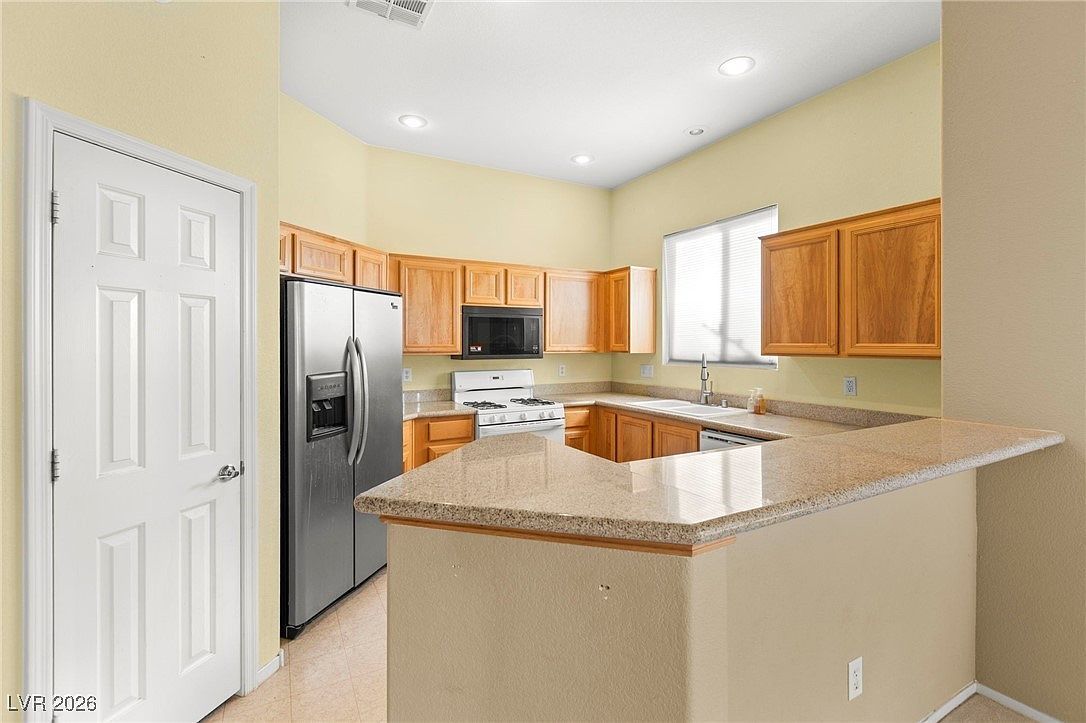 156 Staten Island Ave Las Vegas, NV 89123 - Thumbnail 4