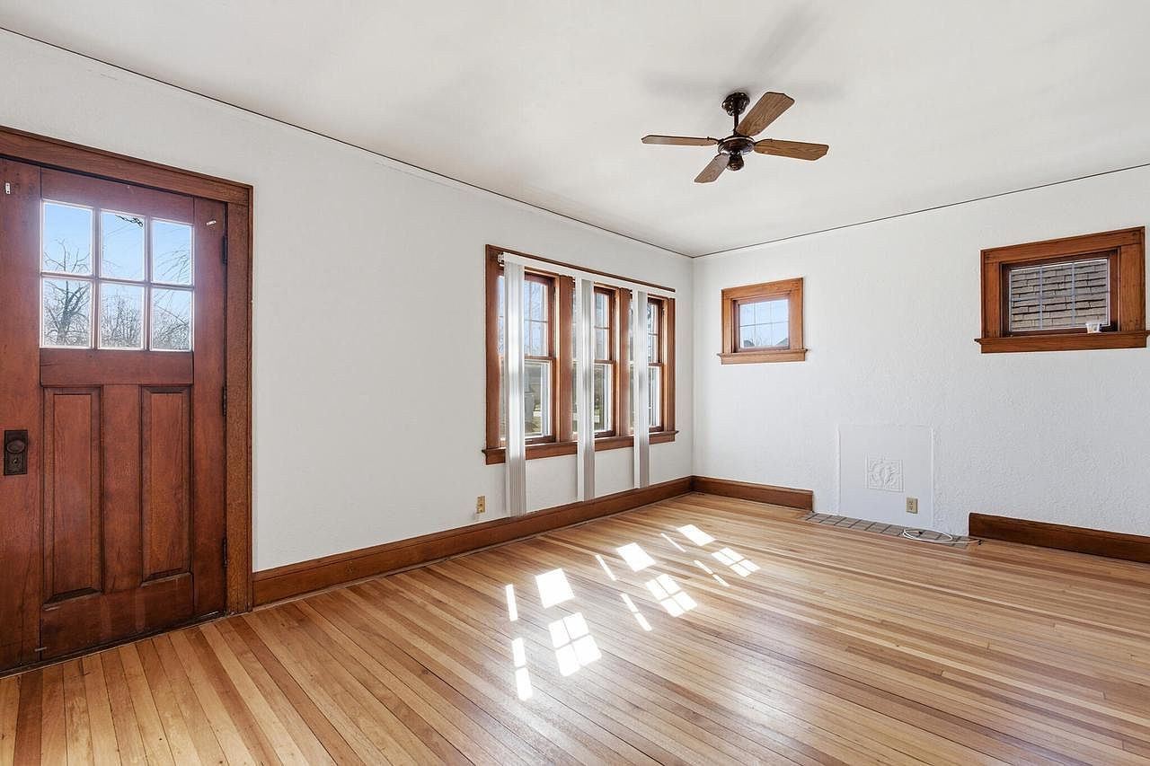 2175 S 89th St #2177 Milwaukee, WI 53227 - Thumbnail 4