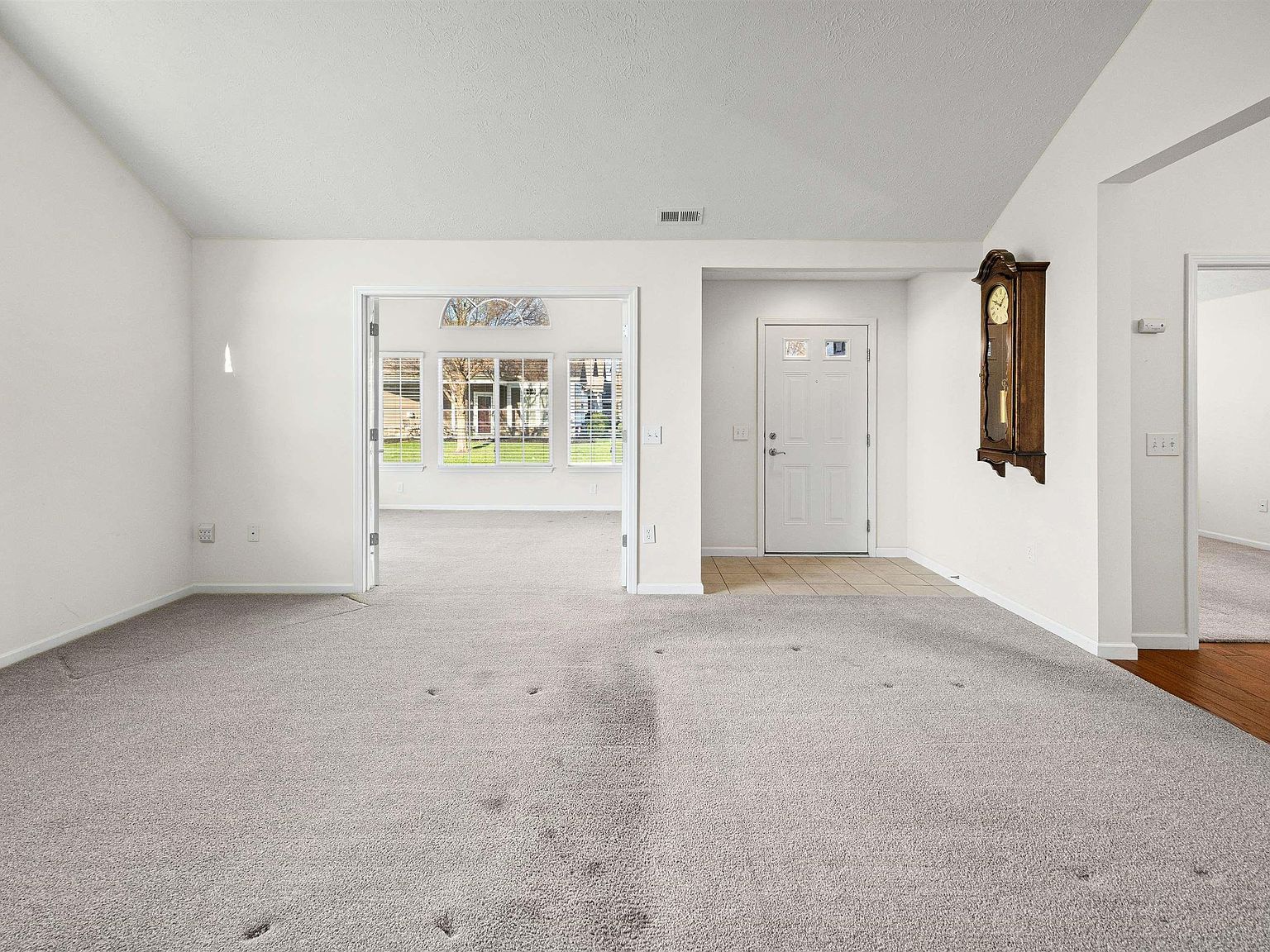 2487 Silverado Cir Lafayette, IN 47909 - Thumbnail 4