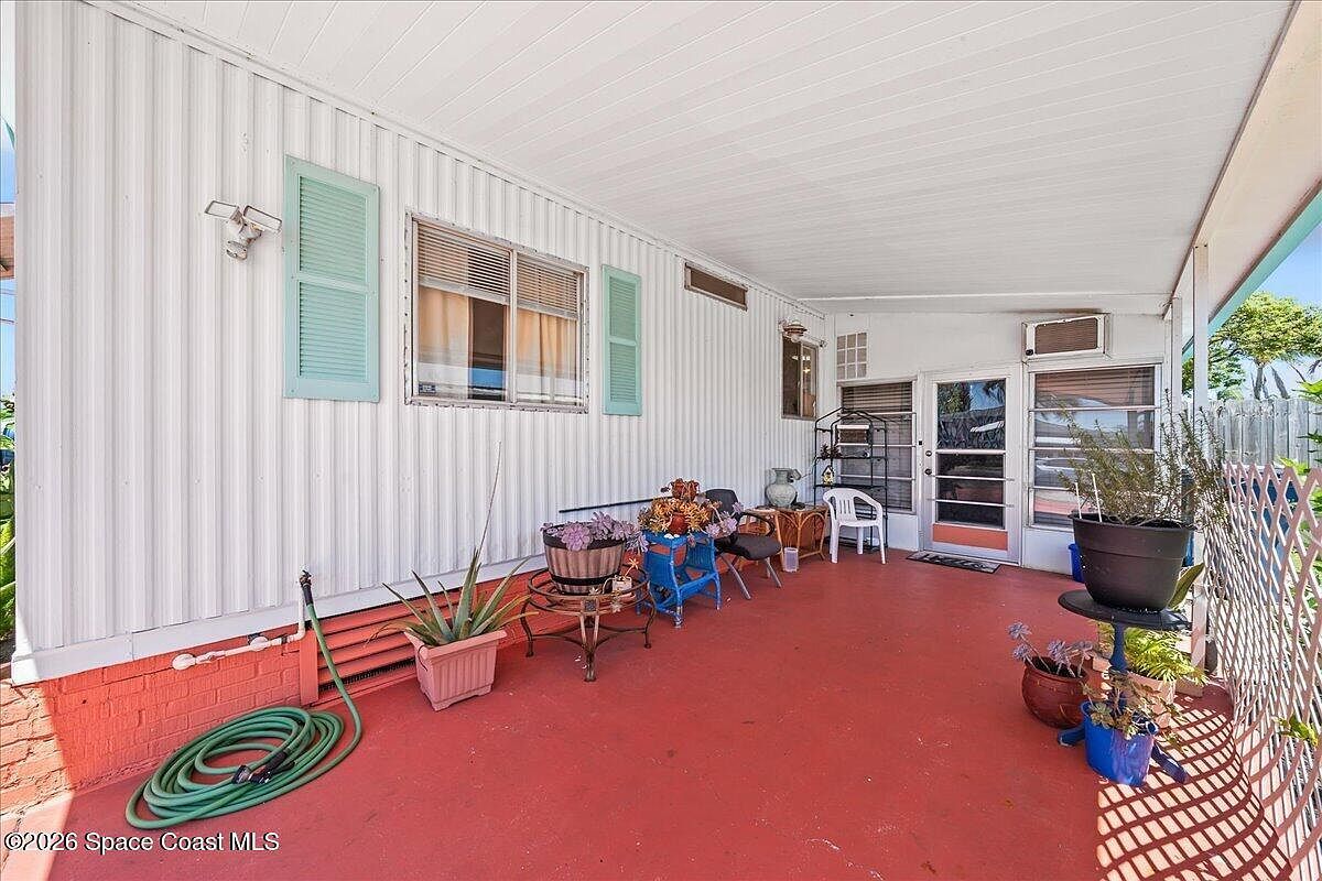 1797 Coco Plum St NE Palm Bay, FL 32905 - Thumbnail 4